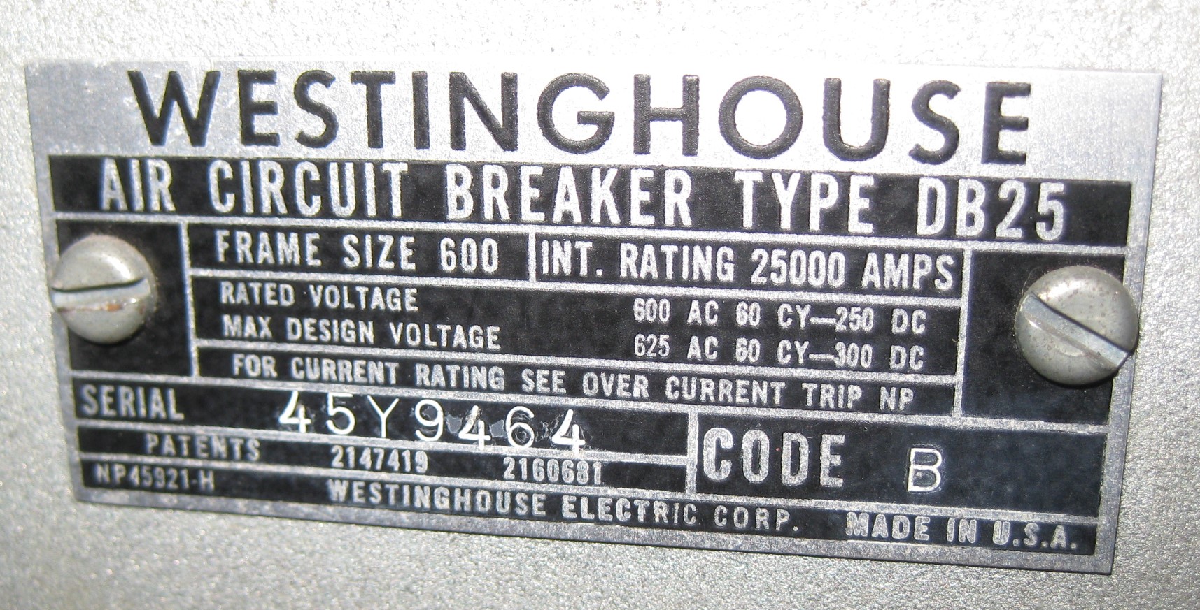 Westinghouse DB Single Position vs. Three Position Circuit Breakers